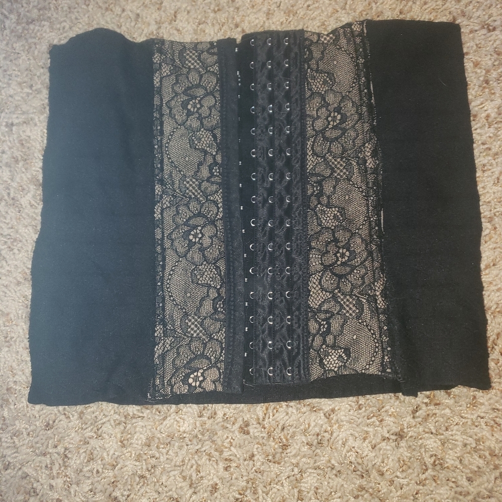 Waist trainer
